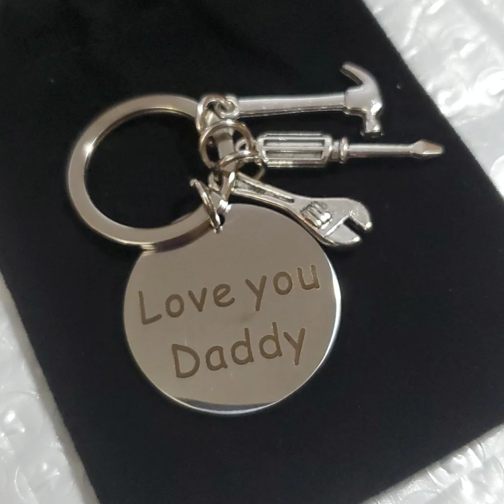 🎄5/$30🎄 Key Chain - Picture 1 of 2